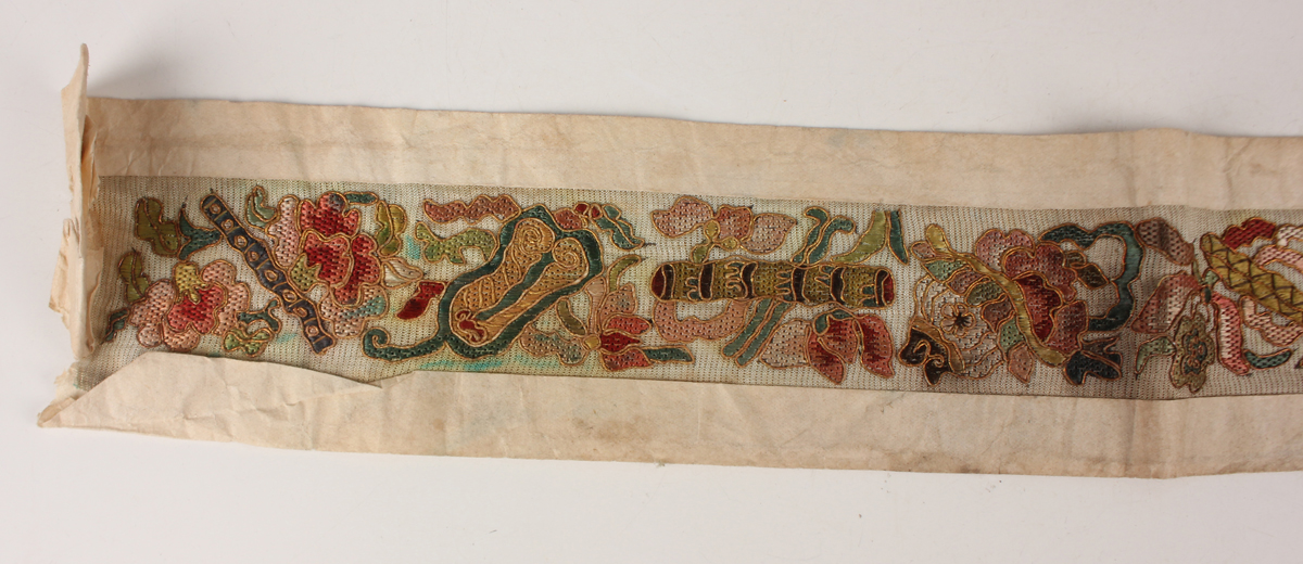 A small collection of Chinese export silkwork, late Qing dynasty, including a collar, decorated with - Image 4 of 43