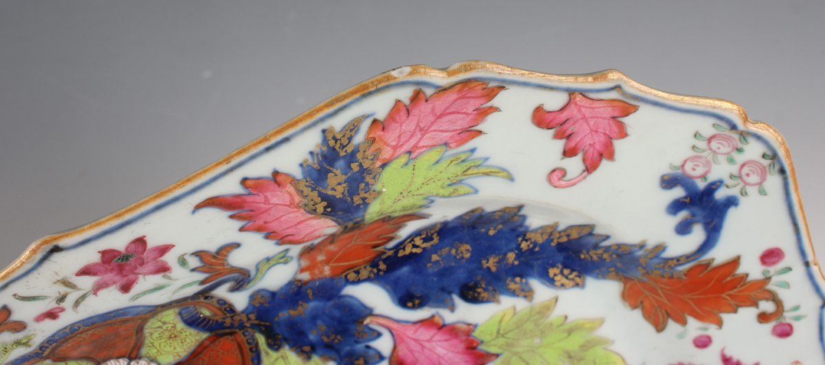 A graduated pair of Chinese pseudo tobacco leaf pattern export porcelain meat dishes, each - Image 18 of 25