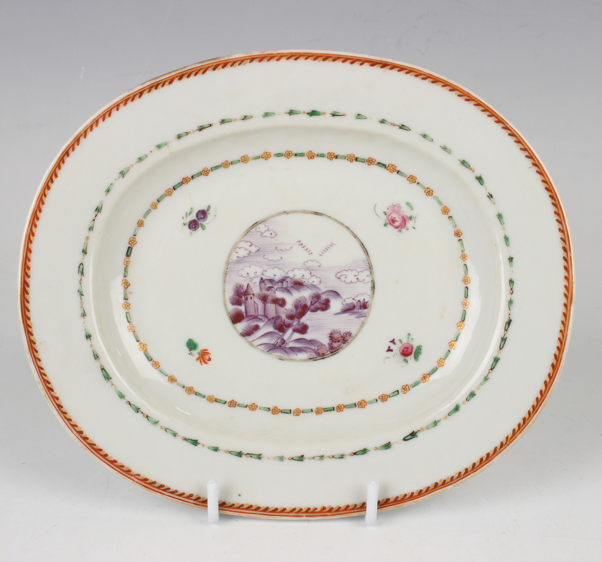 A small group of Chinese export porcelain, Qianlong period, comprising a pair of oval dishes, length - Image 23 of 23