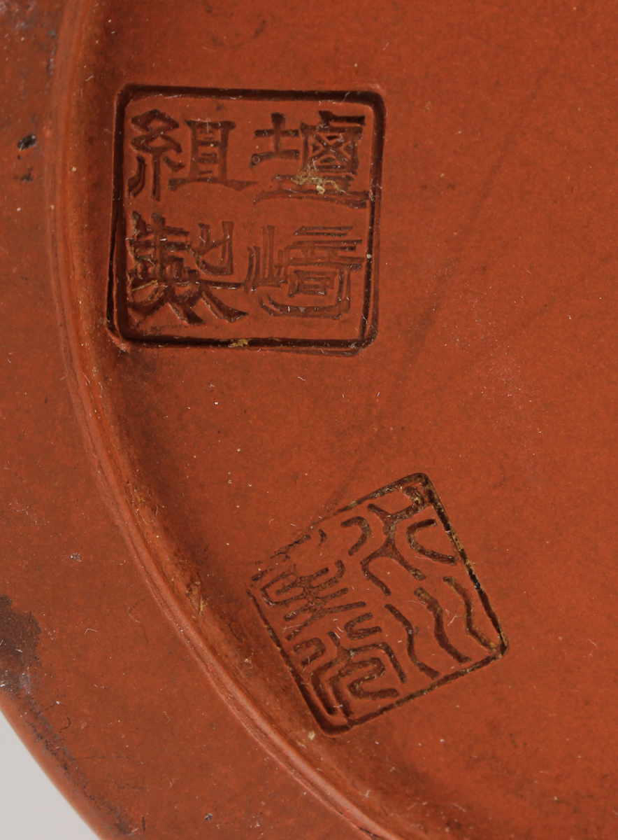 A Japanese red stoneware vase, Meiji period, of shouldered tapering form, modelled in relief with - Image 3 of 11