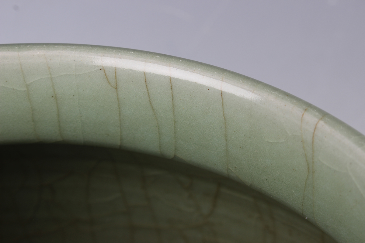 A Chinese carved celadon glazed jar and domed cover, Ming style but modern, carved in low relief - Image 2 of 11