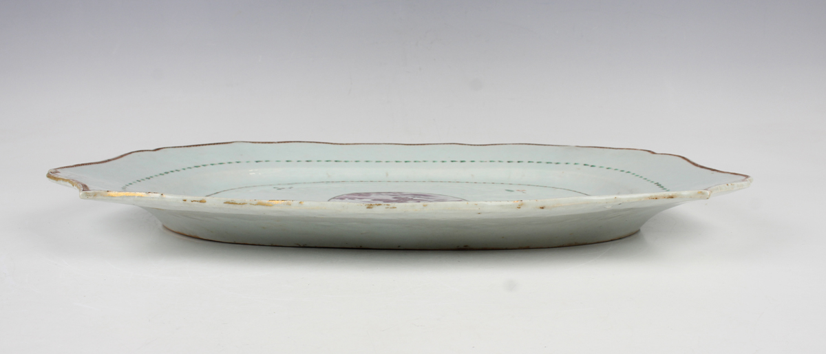 A graduated set of three Chinese export porcelain meat dishes, Qianlong period, each with shaped - Image 8 of 18