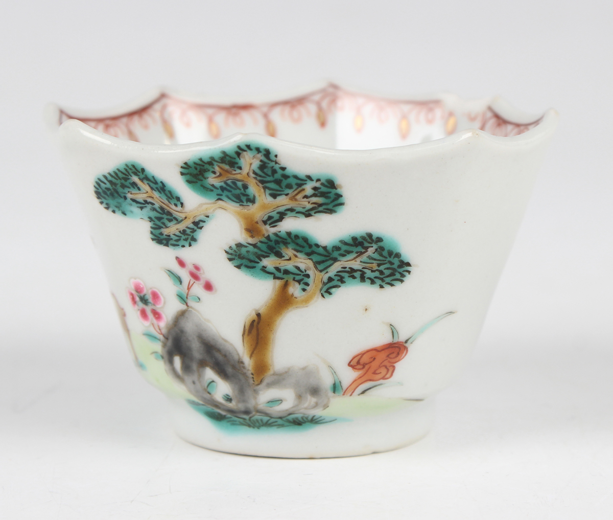 A small group of Chinese pottery, including an Imari mug, Kangxi period, painted with a coastal - Image 7 of 35