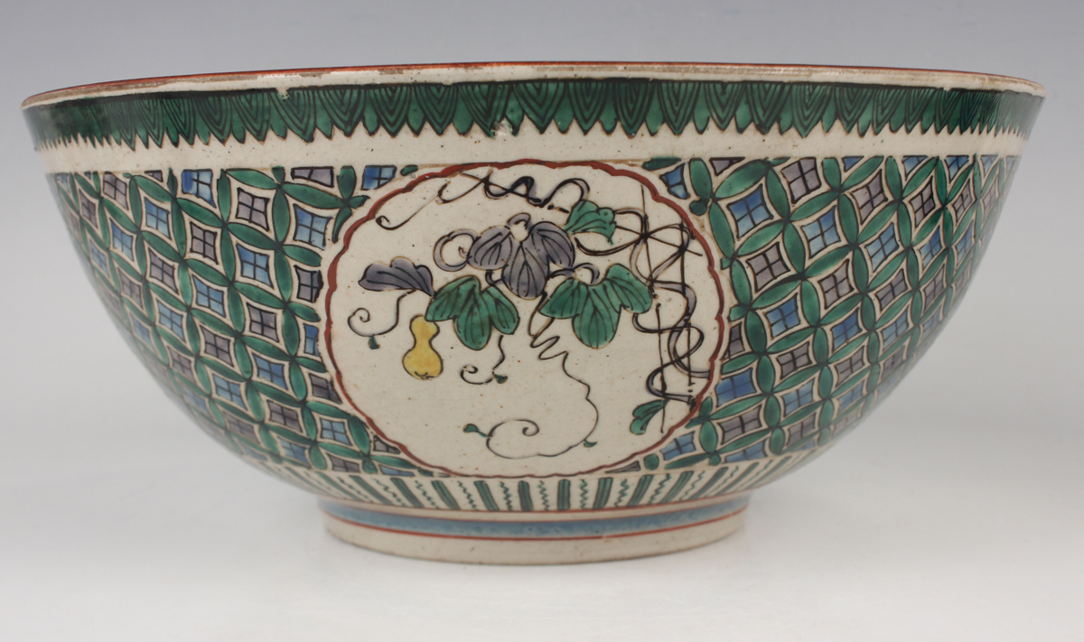 A Chinese famille rose millefleurs porcelain bowl, mark of Qianlong but Republic period, of flared - Image 27 of 37
