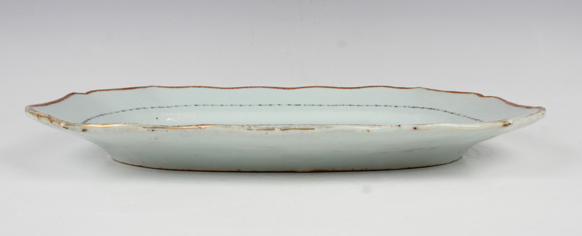 A graduated set of three Chinese export porcelain meat dishes, Qianlong period, each with shaped - Image 3 of 18