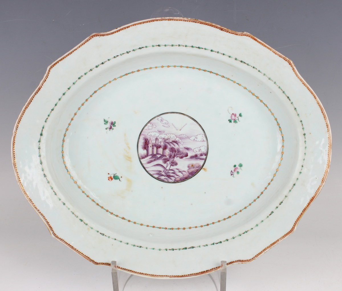 A Chinese export porcelain soup tureen, cover and stand, Qianlong period, each of shaped oval - Image 7 of 20