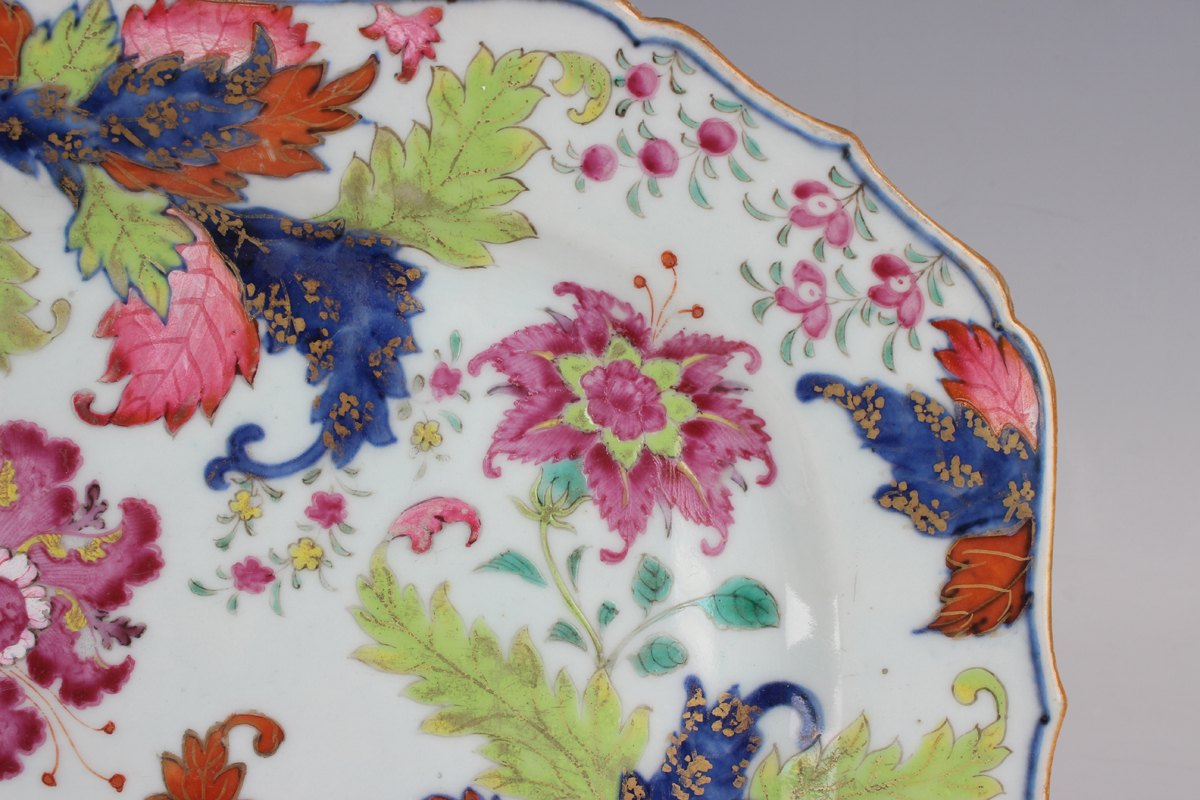 A graduated pair of Chinese pseudo tobacco leaf pattern export porcelain meat dishes, each - Image 22 of 25