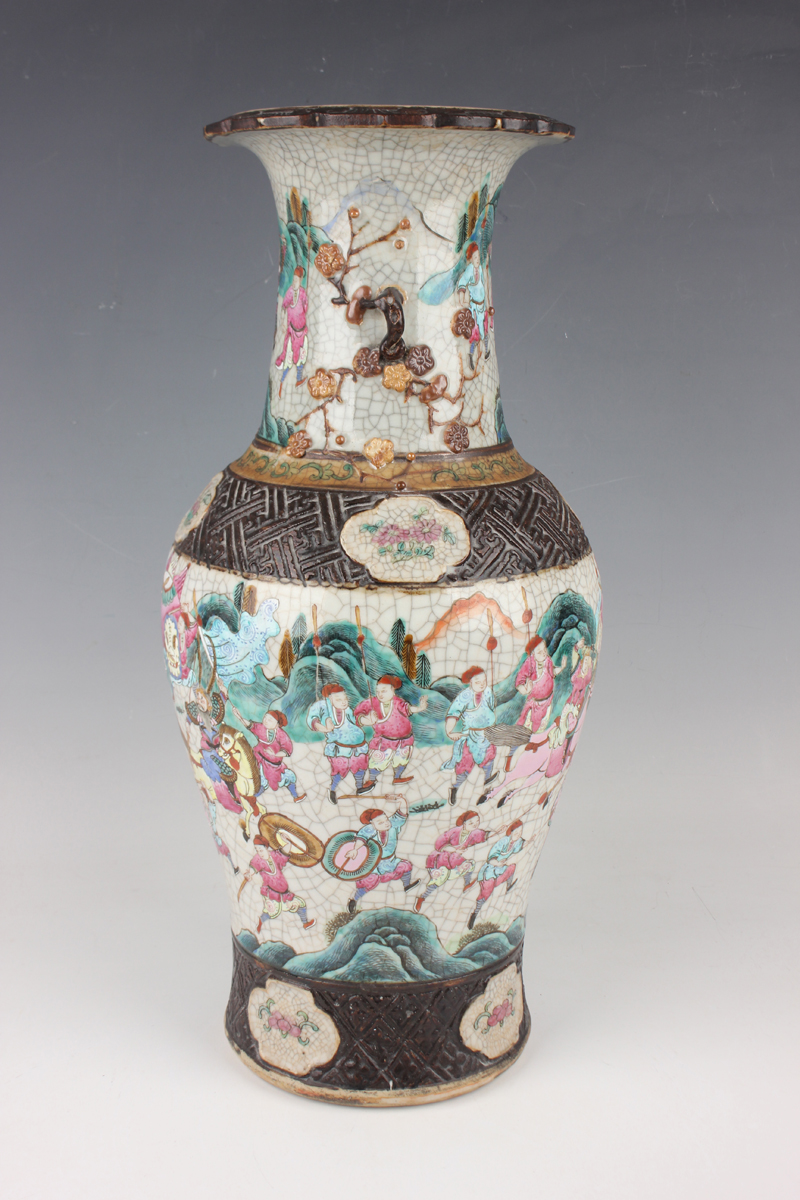 A Chinese famille rose crackle glazed porcelain vase, early 20th century, the baluster body - Image 6 of 8