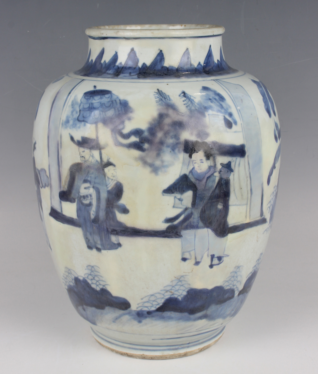 A Chinese blue and white porcelain jar, Transitional period, mid-17th century, of shouldered ovoid