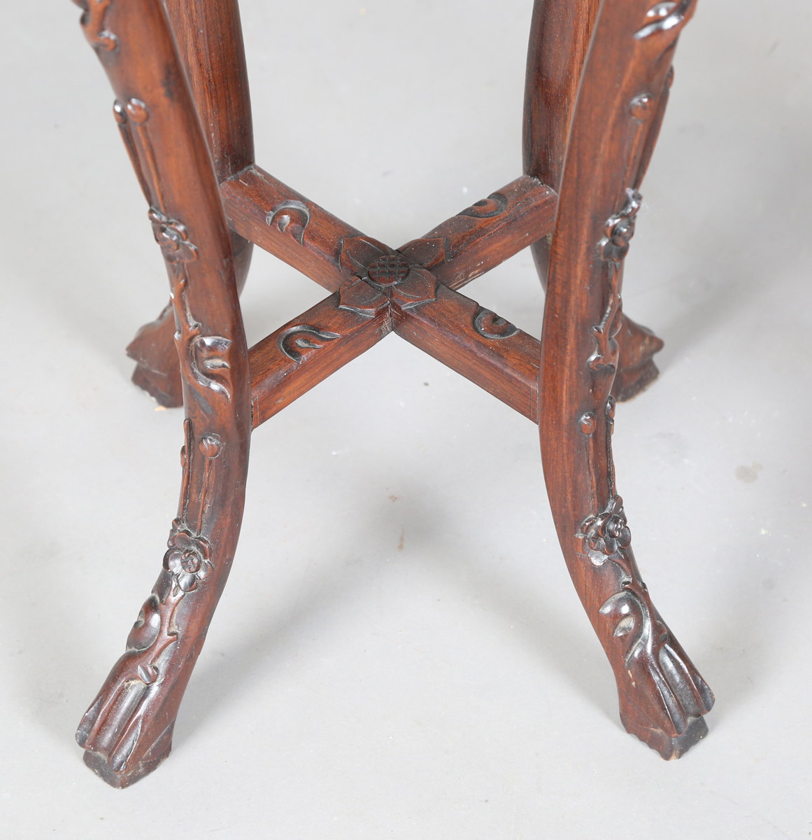 A pair of Chinese hardwood jardinière stands, late Qing dynasty, each circular top inset with a - Image 13 of 33