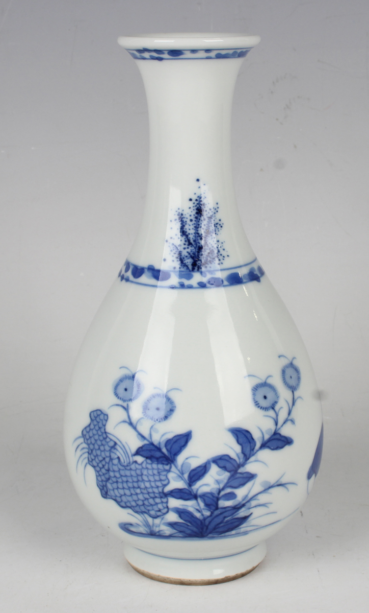A Chinese blue and white porcelain bottle vase, Kangxi period, the ovoid body and flared narrow neck - Image 8 of 9