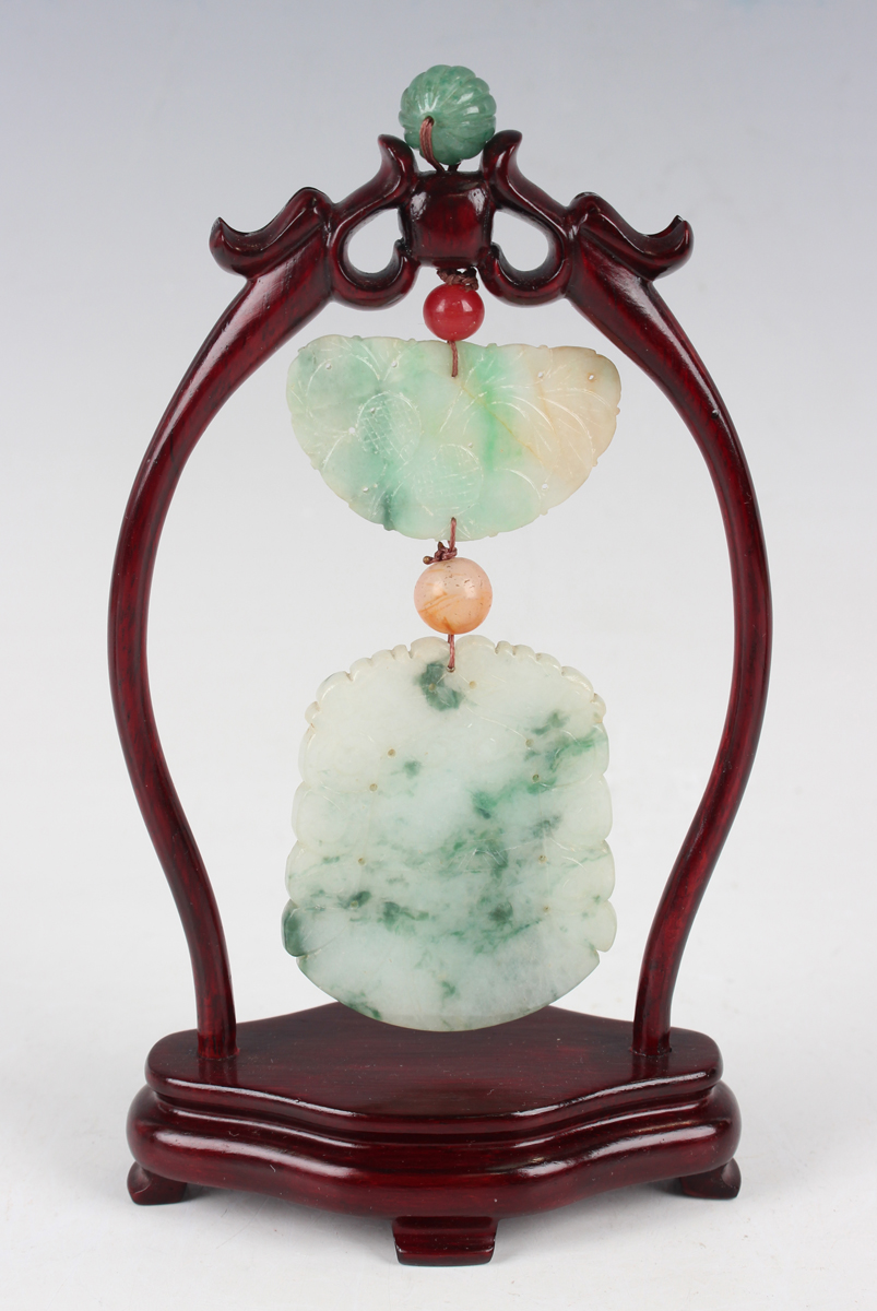 A Chinese jade pendant with wood stand, mid-20th century, the two-piece pendant with carved and - Image 22 of 22