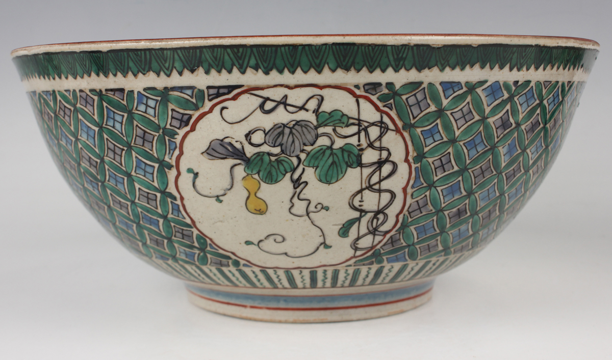 A Chinese famille rose millefleurs porcelain bowl, mark of Qianlong but Republic period, of flared - Image 26 of 37