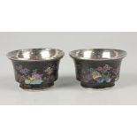 A pair of Chinese laque burgauté wine cups, Kangxi period, each delicately inlaid in mother-of-pearl