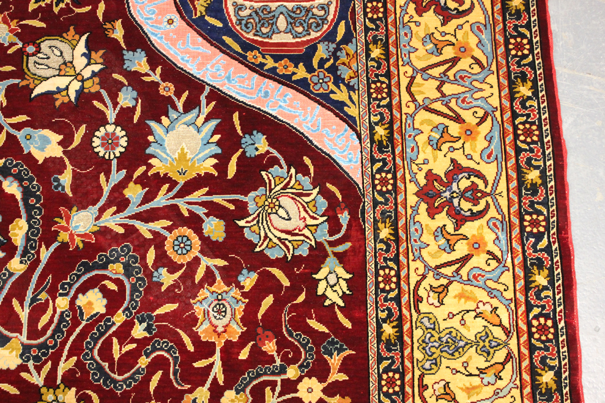 A fine Hereke silk and gilt metal thread prayer rug, Turkey, modern, the deep claret mihrab with - Image 9 of 23