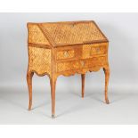 A good early/mid-20th century French parquetry kingwood bureau de dame, the fall flap enclosing an
