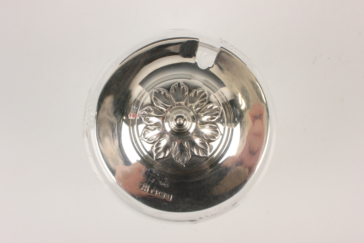 A George V silver lidded and Stourbridge glass preserve jar, the foliate capped lid with knop finial - Image 2 of 7