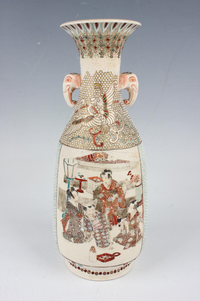A Chinese blue and white porcelain baluster jar and cover, mark of Kangxi but late 19th century, - Image 29 of 49