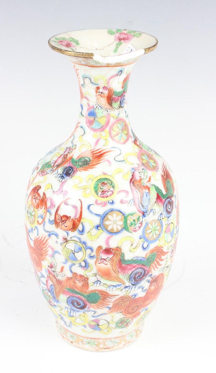 A Chinese famille verte porcelain ginger jar and cover, late 19th century, painted with opposing - Image 5 of 39