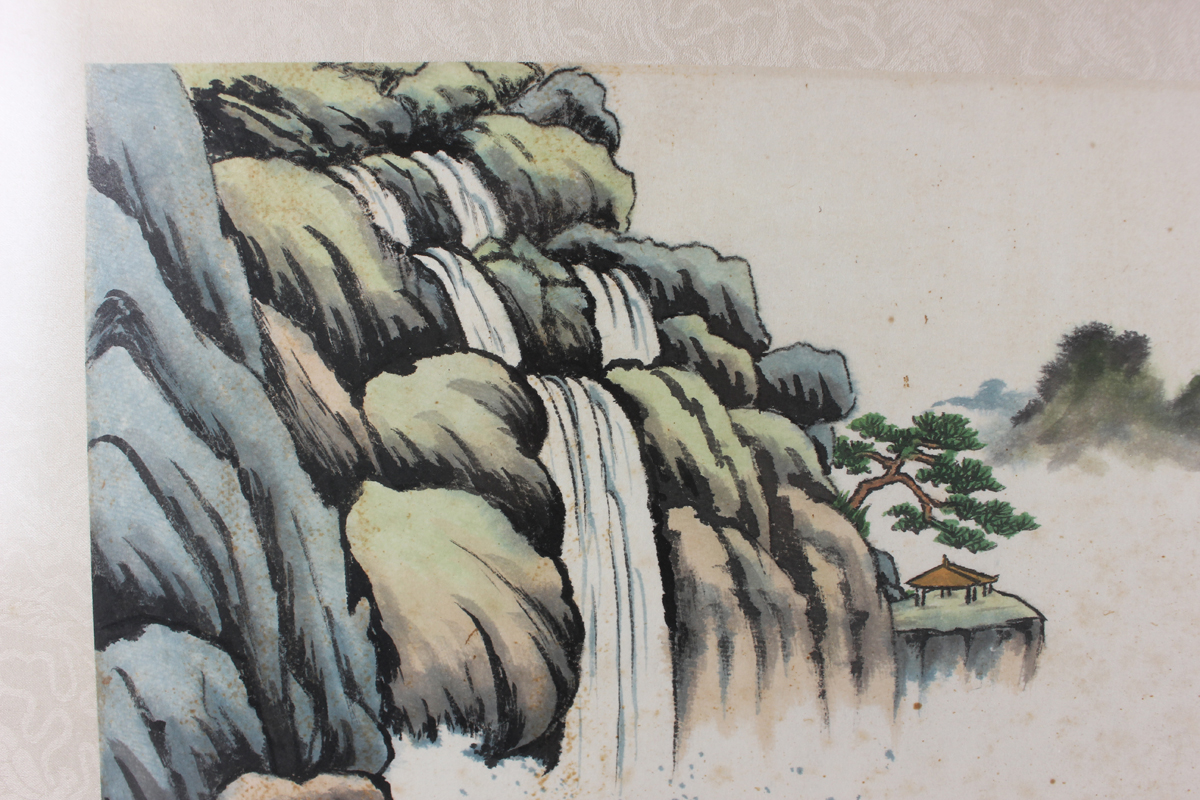 A Chinese watercolour painting, mid-20th century, depicting seven figures along a path with rocks - Image 4 of 9