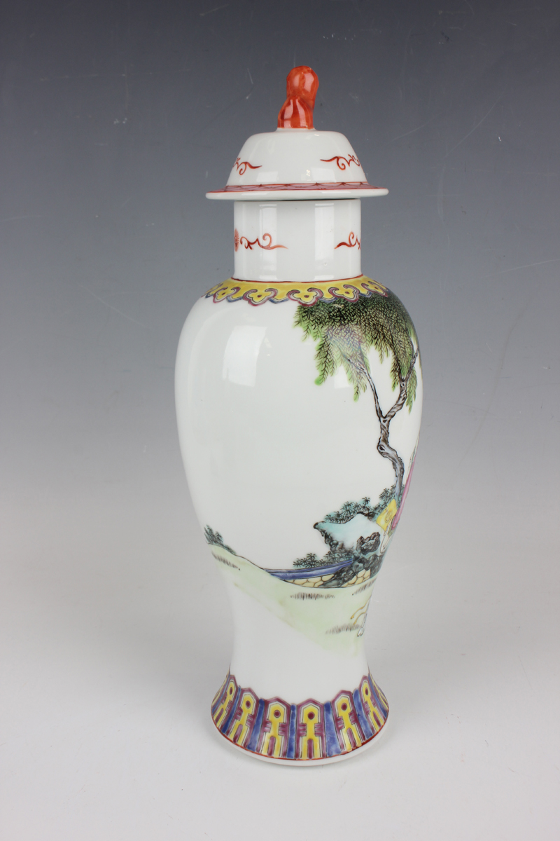 A Chinese famille rose porcelain vase and cover, Republic period, the baluster body painted with two - Image 8 of 10