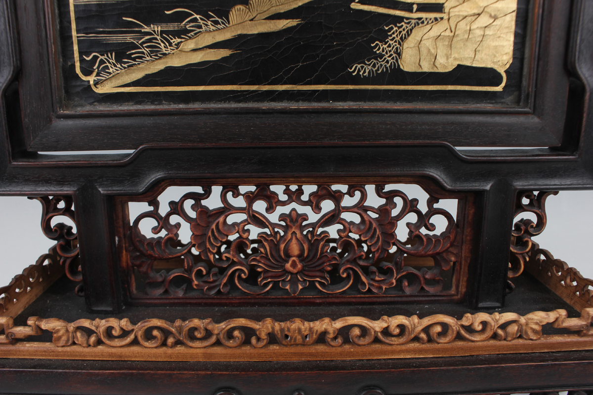 A Chinese hardwood framed cloisonné and lacquer table screen with carved hardwood and boxwood - Image 9 of 28