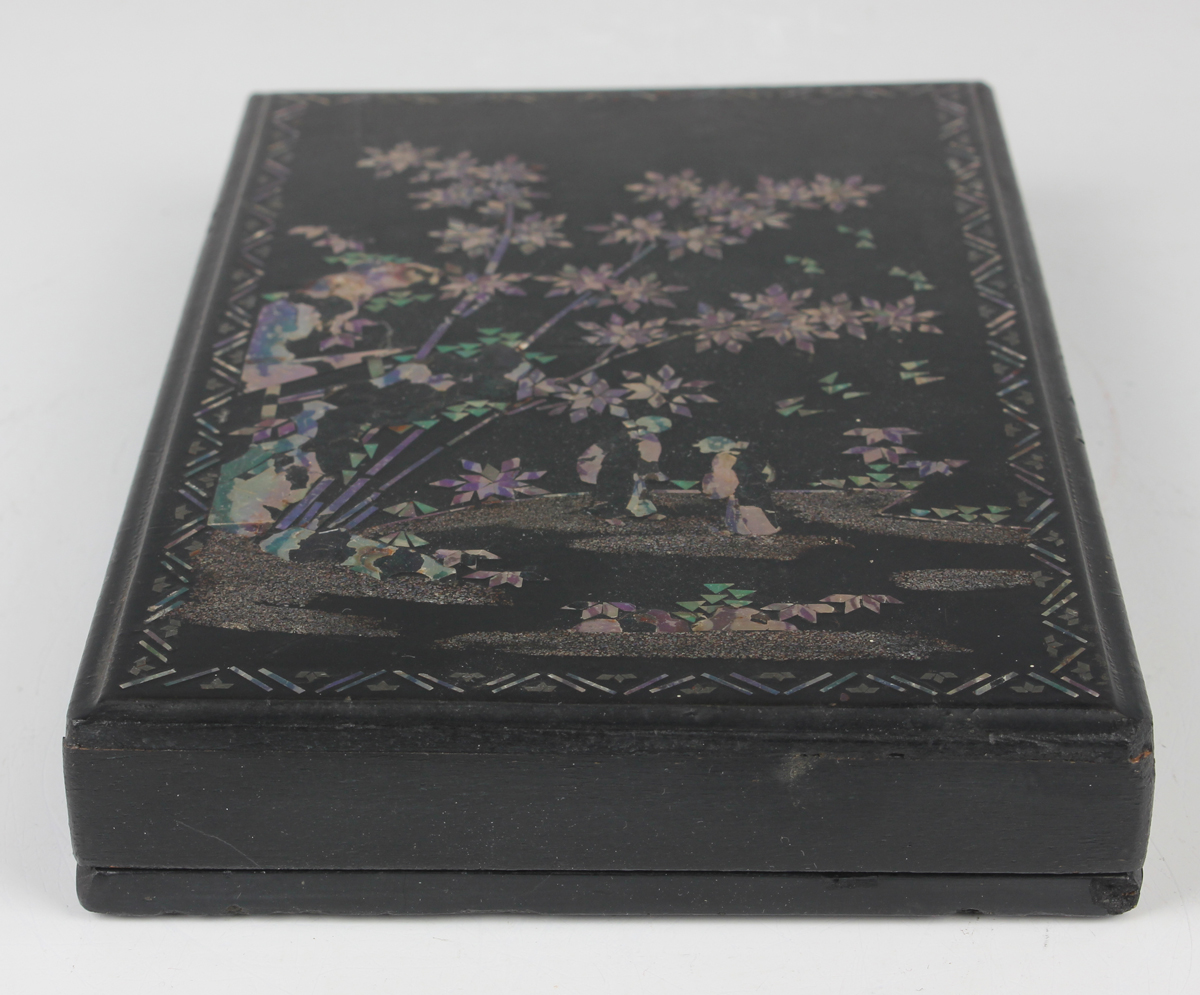 A Chinese laque burgauté rectangular box and cover, Qing dynasty, the top inlaid with two figures - Image 9 of 9