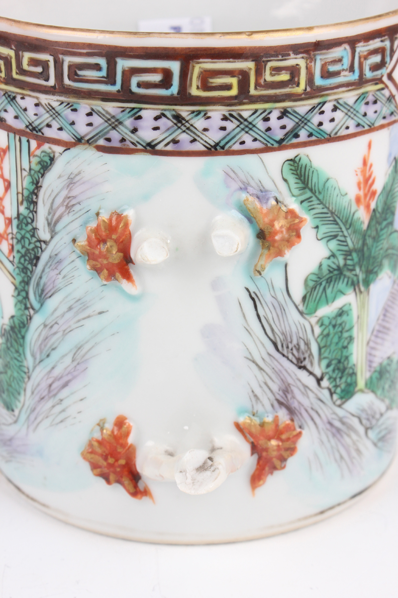 A collection of Chinese porcelain, 18th century and later, including a famille rose export punch - Image 12 of 44