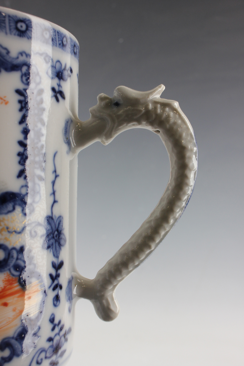 A collection of Chinese porcelain, 18th century and later, including a famille rose export punch - Image 27 of 44