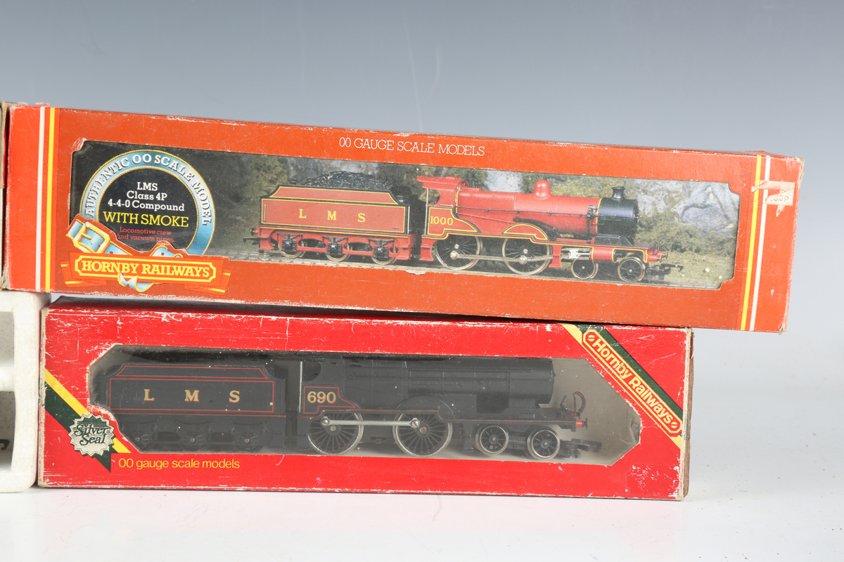 A collection of Hornby gauge OO steam locomotives, tenders and tank locomotives, various liveries, - Image 2 of 18