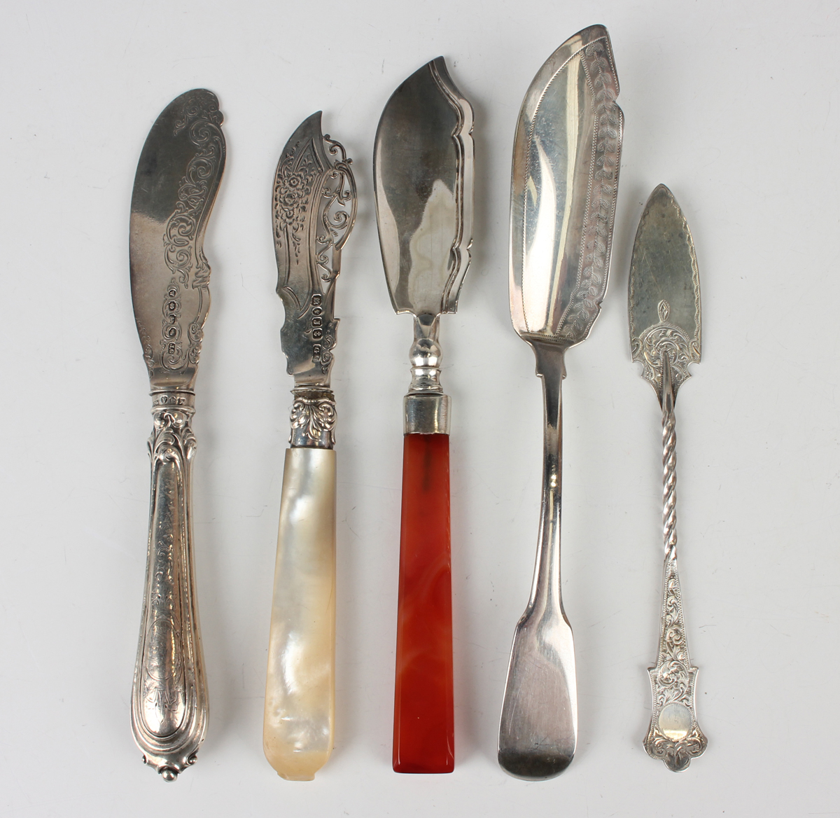 An early Victorian silver butter knife with agate handle, Birmingham 1839 by George Unite, length