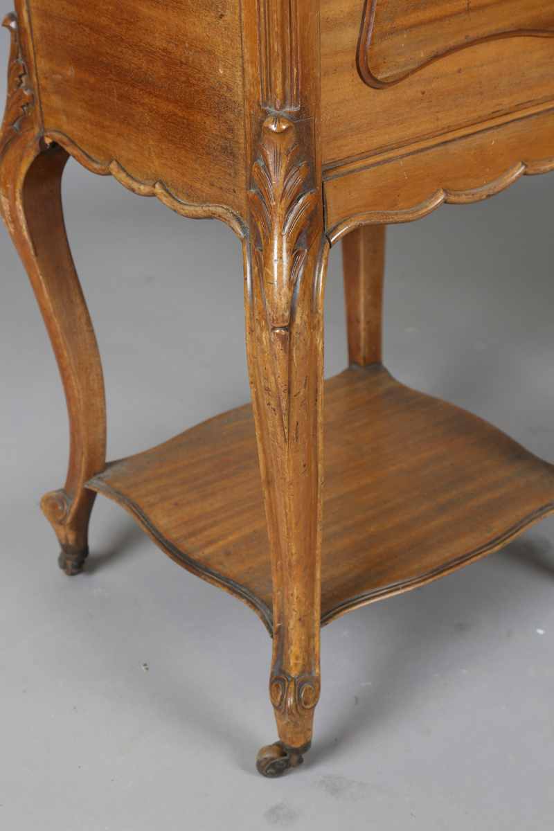 A pair of early 20th century French mahogany and white marble-topped beside cabinets, each fitted - Image 13 of 20