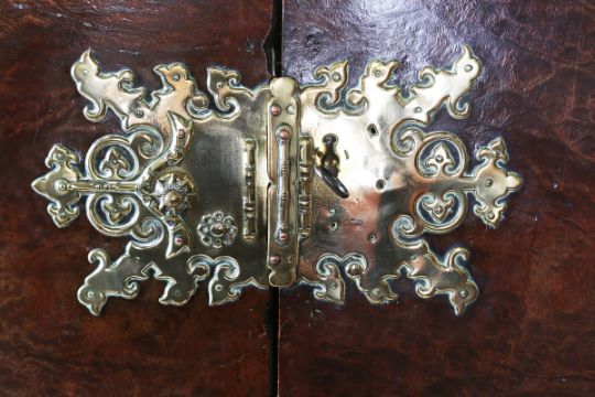 A William and Mary burr wood and brass mounted collector's cabinet, raised on an associated chest of - Image 22 of 24