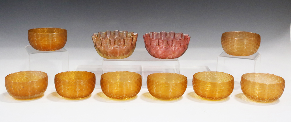 A set of four gold threaded over cranberry glass finger bowls and stands, probably Stevens & - Image 2 of 4