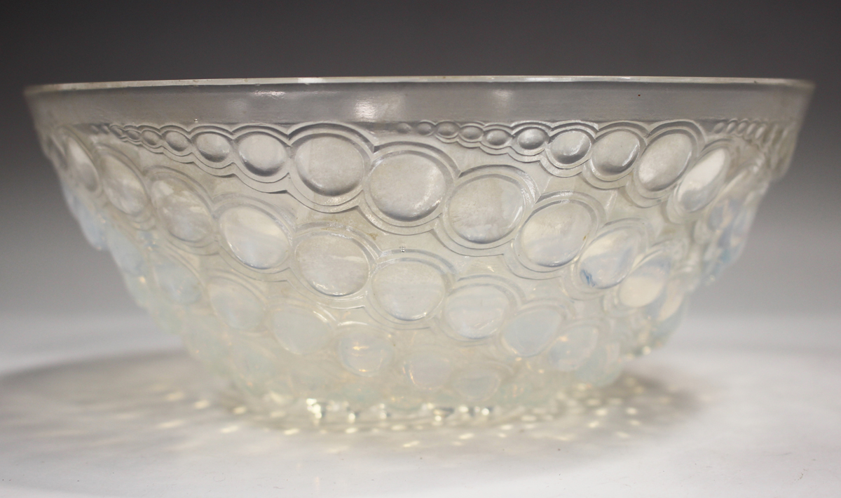 A Lalique opalescent glass Volutes pattern circular bowl, pre-1945, acid etched 'R Lalique France'