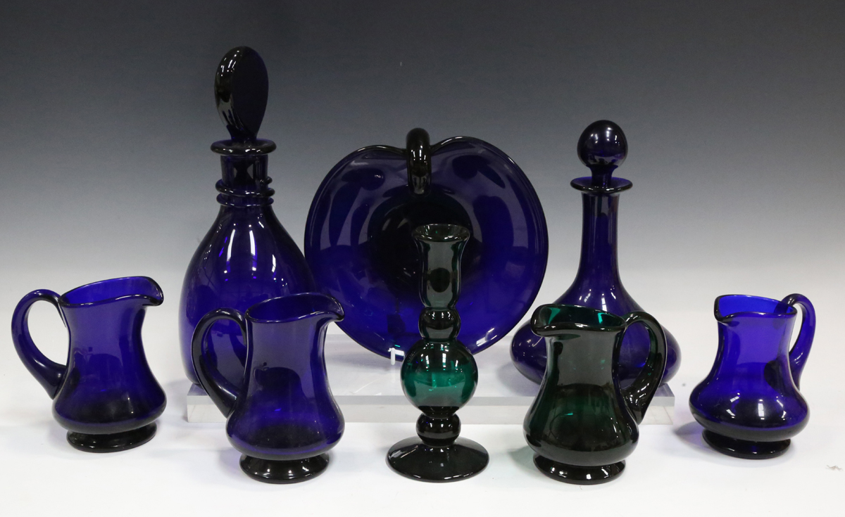 A Thomas Webb & Sons Bristol Blue decanter and stopper, 20th century, height 21.5cm, a similar