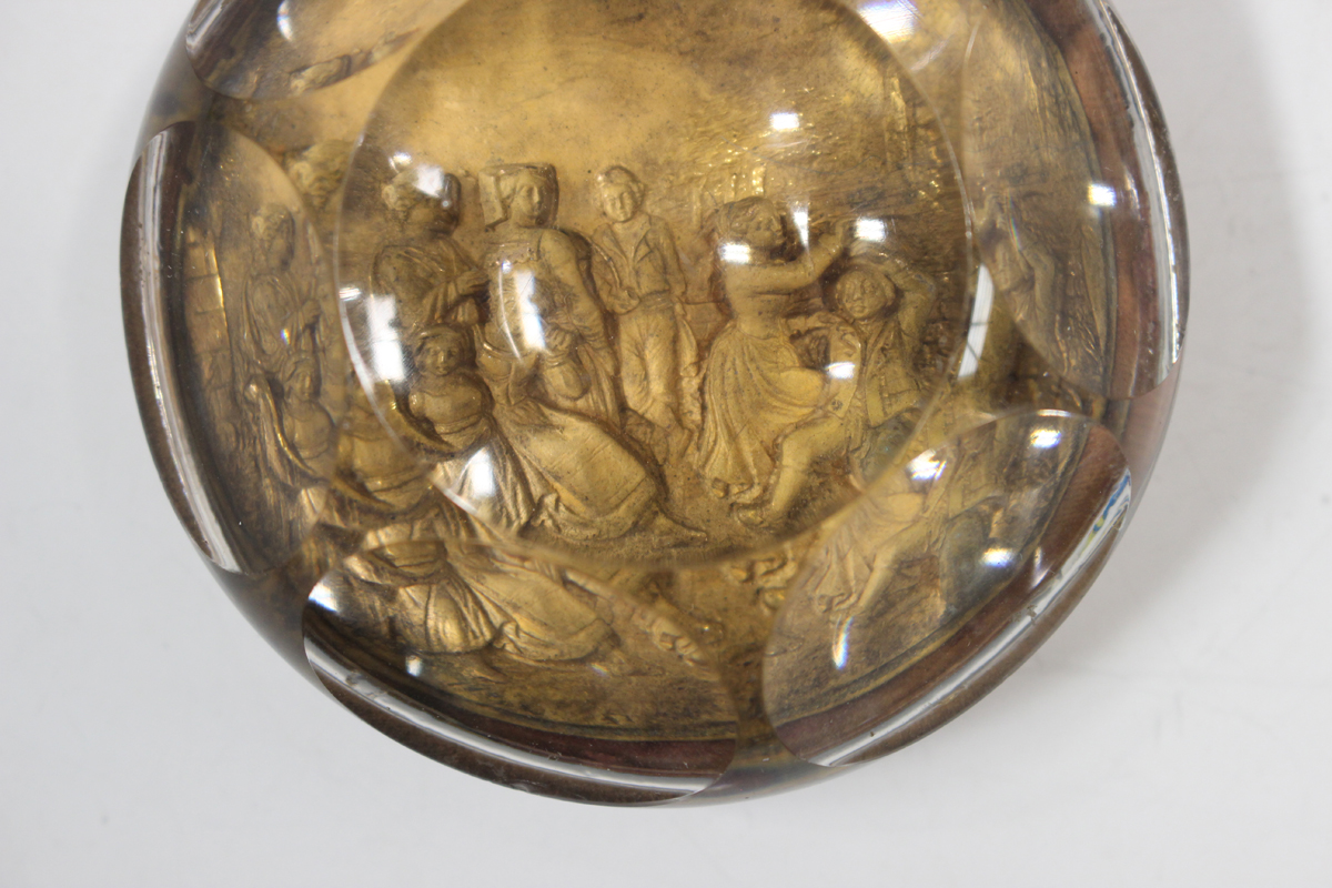 A Pinchbeck faceted glass paperweight, 19th century, depicting a figural pastoral scene, diameter - Image 2 of 5