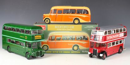 Three Sun Star limited edition vehicles, comprising 5001: 1947 Bedford OB Duple Vista coach