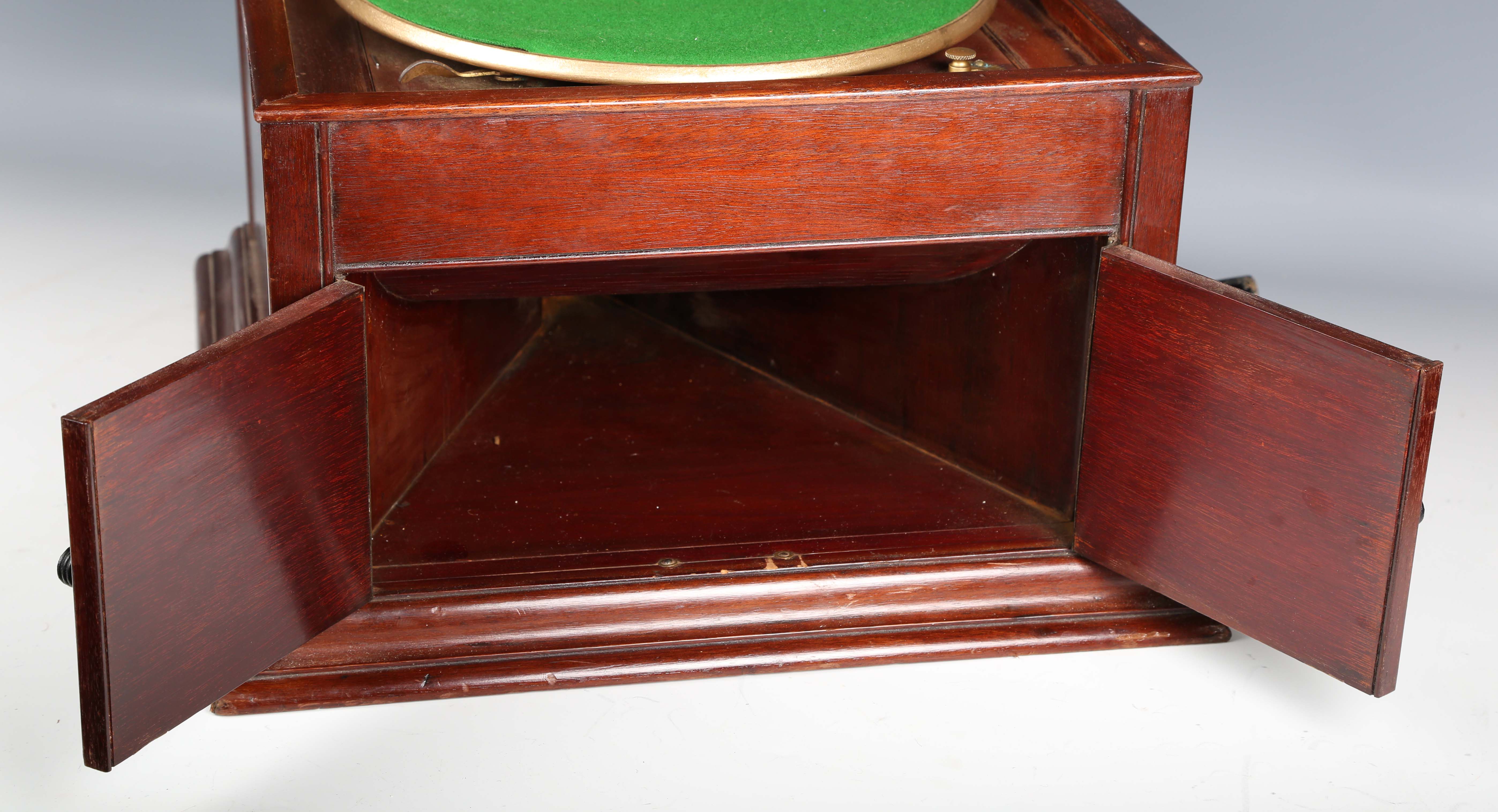 An early 20th century mahogany cased 'Cliftophone' gramophone with gilt finished fittings, width - Image 7 of 15