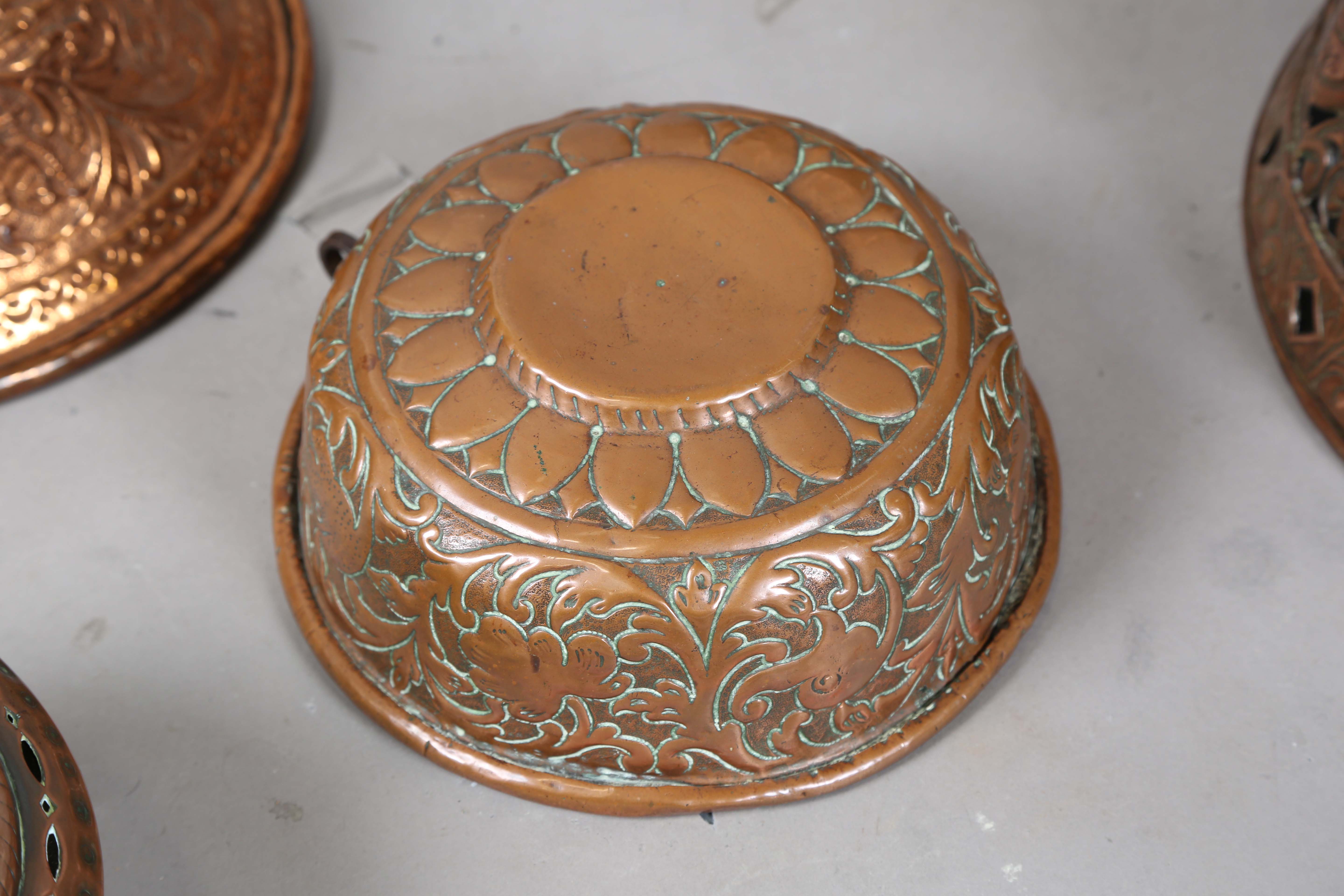 A group of 18th century and 19th century Italian copper ware, comprising a large lidded flagon, - Image 5 of 9