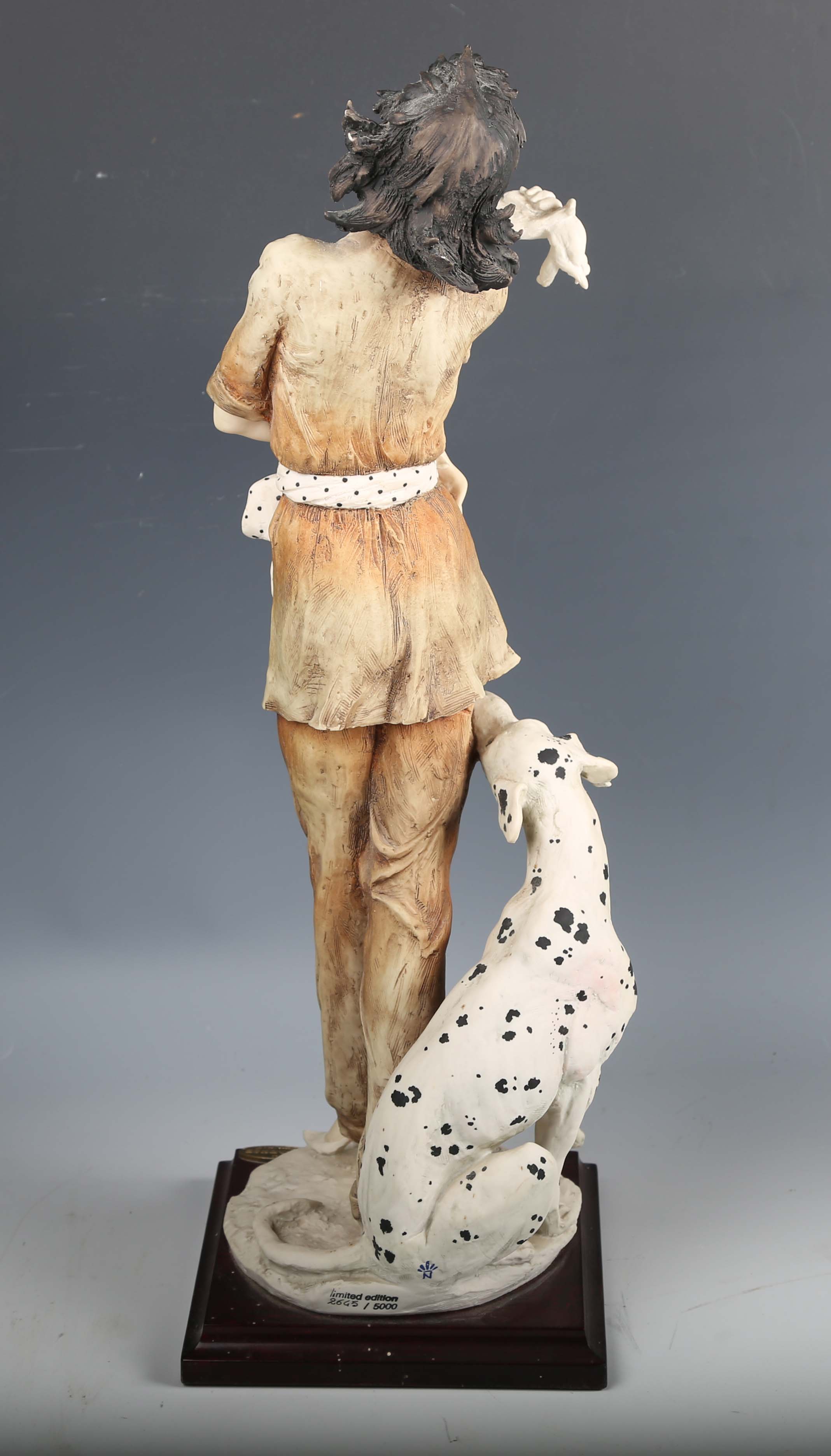 A group of three modern Italian resin figures by Florence, including 'The Happy Fiddler', height - Image 23 of 27