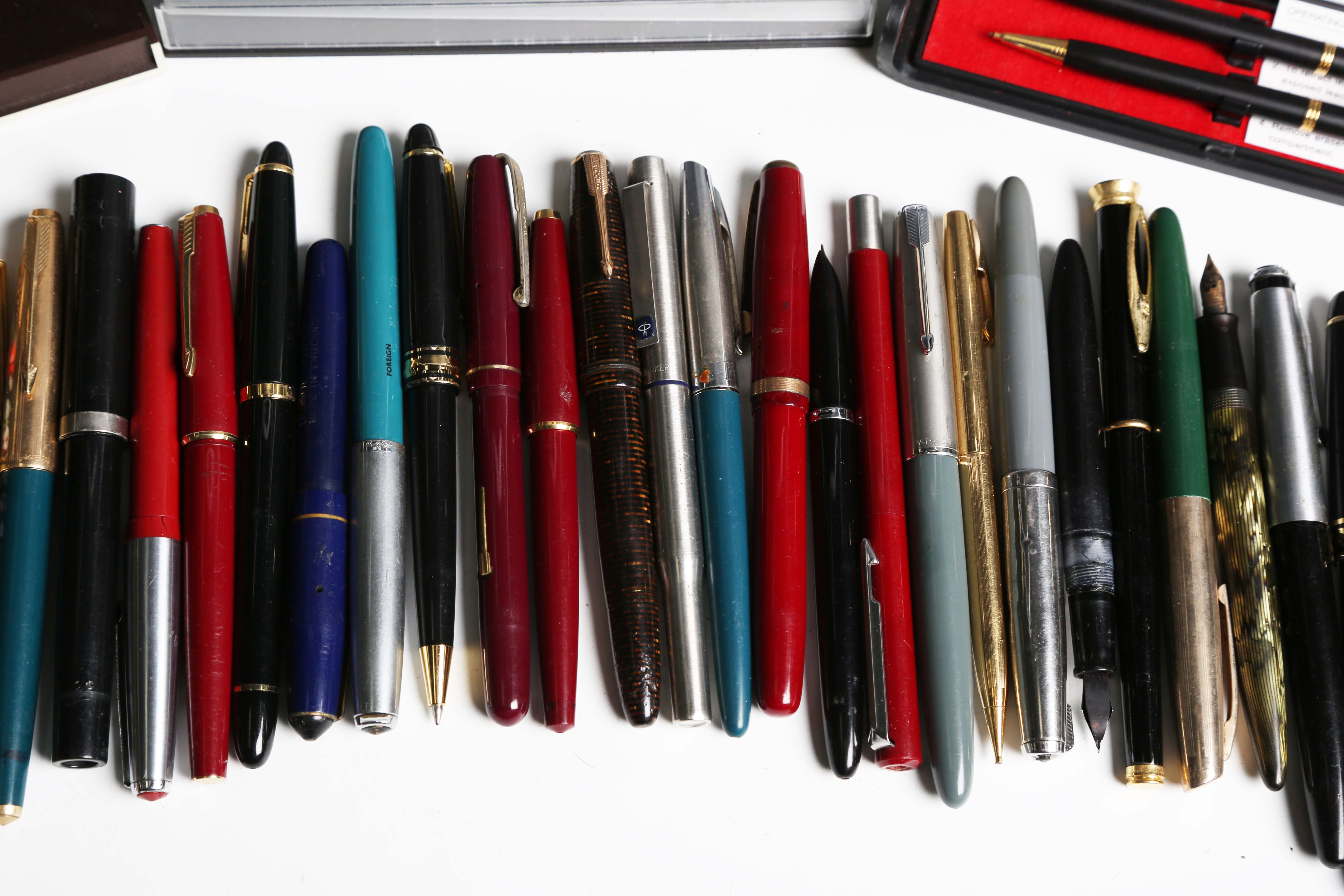 A collection of various fountain pens, ballpoints and pencils, including a Parker Duofold with - Image 3 of 7