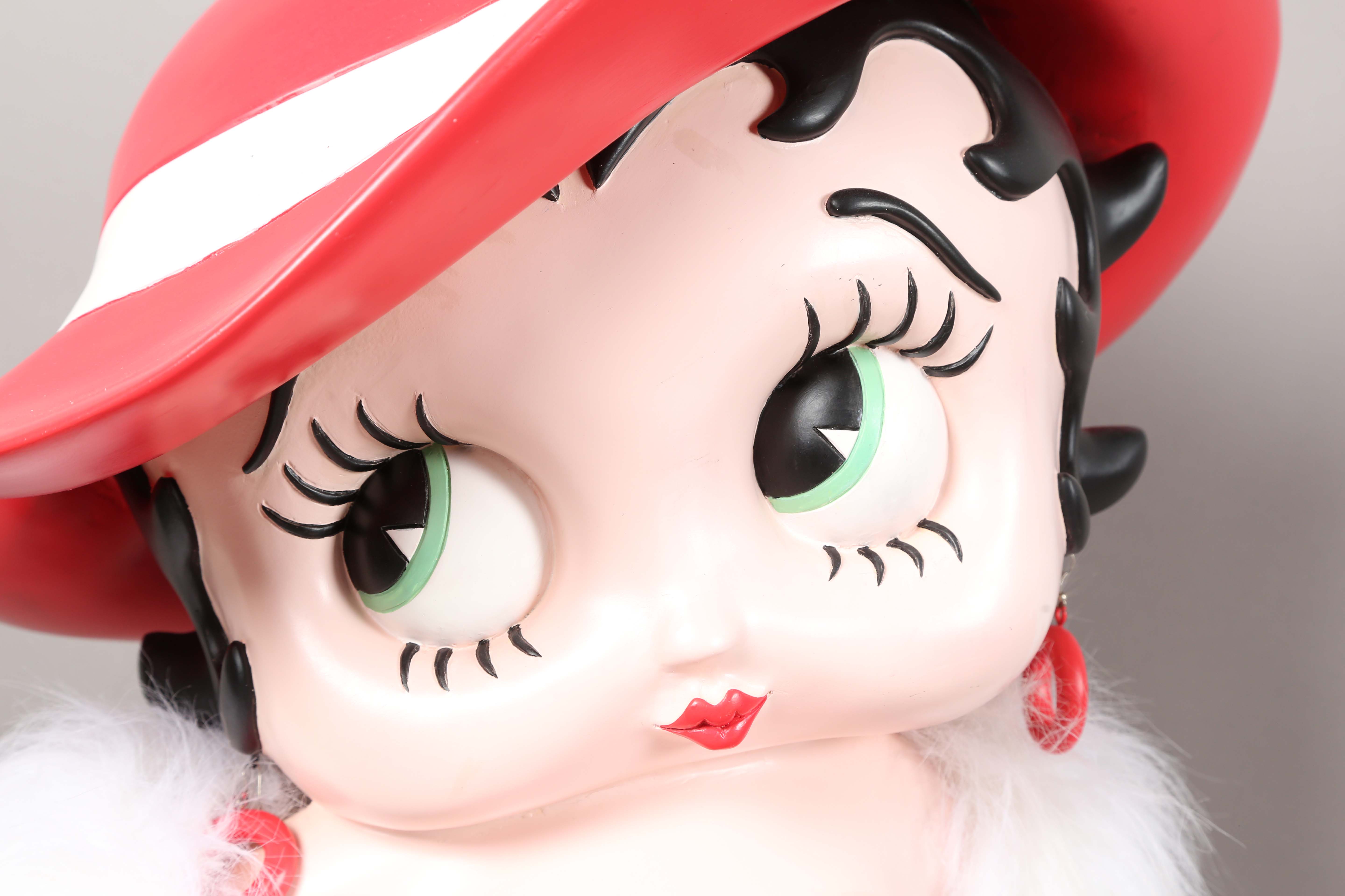 A large limited edition figure of Betty Boop, made by King Features Syndicate, circa 2005, limited - Image 15 of 16