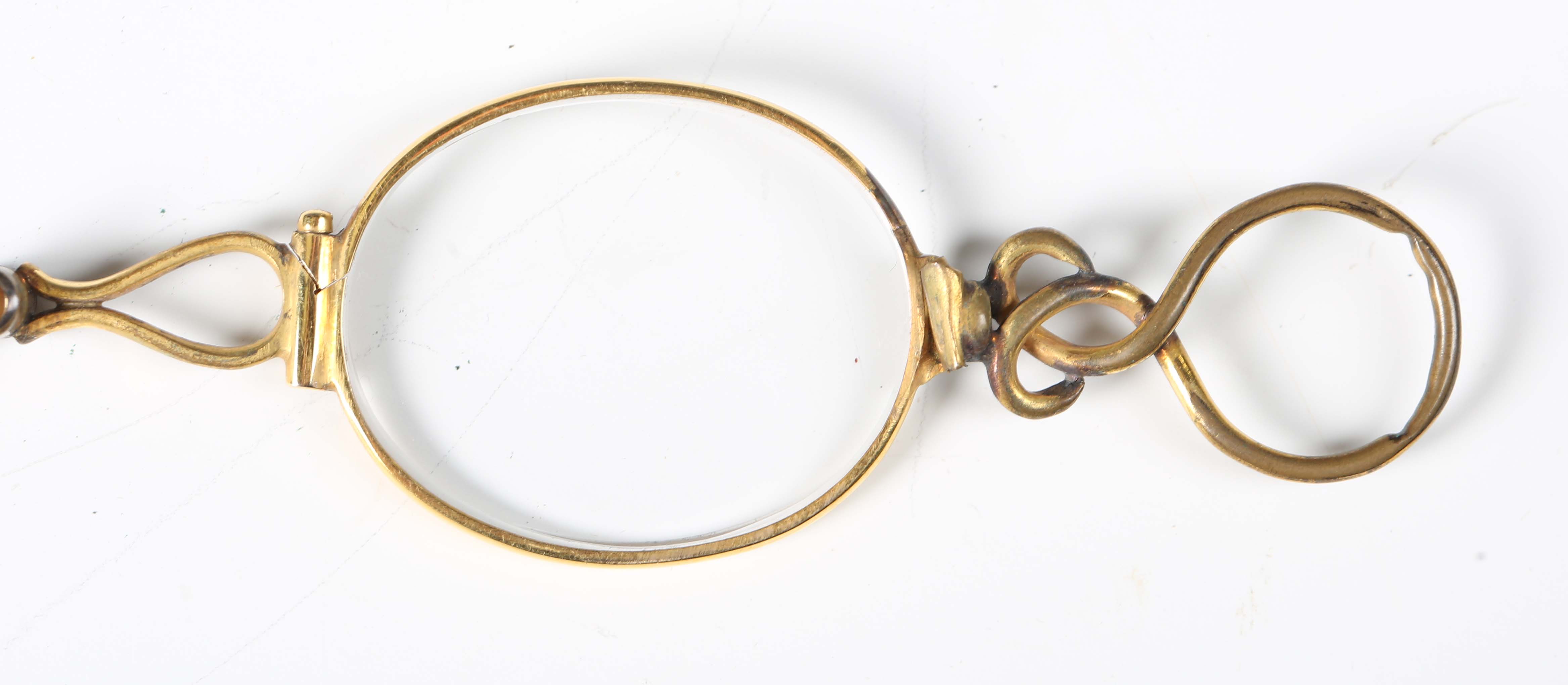 An early 19th century tortoiseshell and silver mounted oval magnifying lens, length 8cm, together - Image 3 of 10