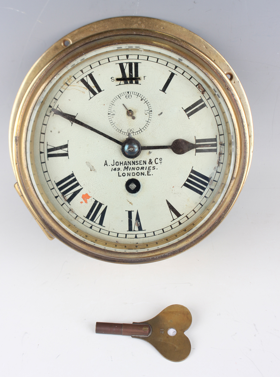 An early 20th century brass circular cased ship's timepiece, the unsigned movement with platform - Image 2 of 5