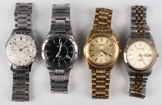 Four gentlemen's bracelet wristwatches, comprising a Sekonda chronograph wristwatch with two