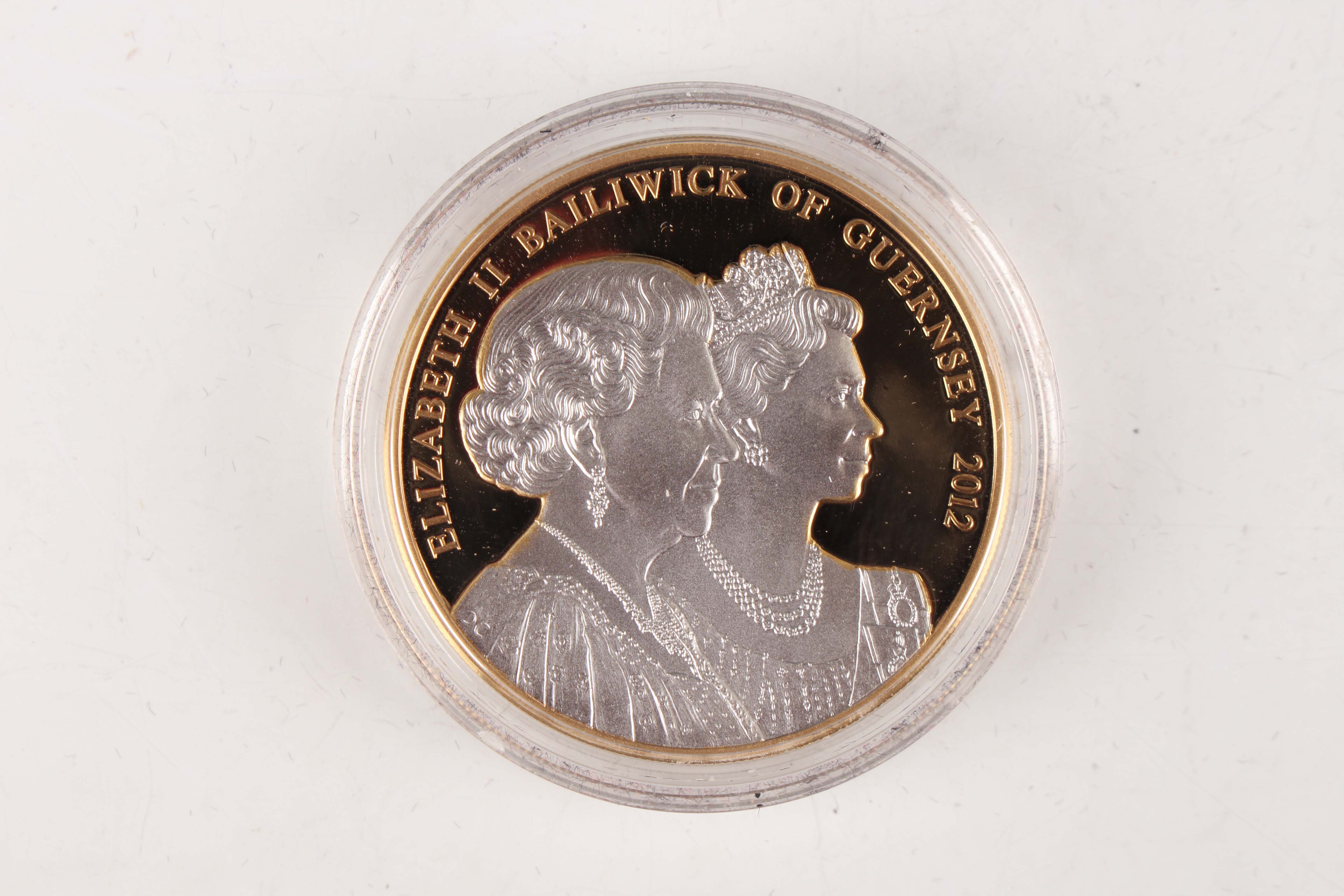 An Elizabeth II Westminster Mint Diamond Jubilee gold piedfort five pounds 2012, cased with - Image 3 of 3