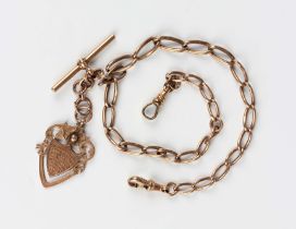 A 9ct gold curblink Albert watch chain, Birmingham 1904, fitted with a 9ct gold swivel, a 9ct gold