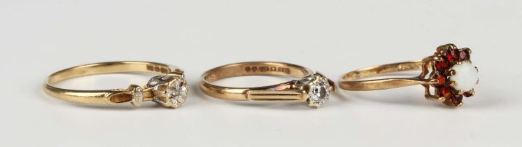 A 9ct gold and diamond single stone ring, Birmingham 1980, ring size approx J, a 9ct gold and single