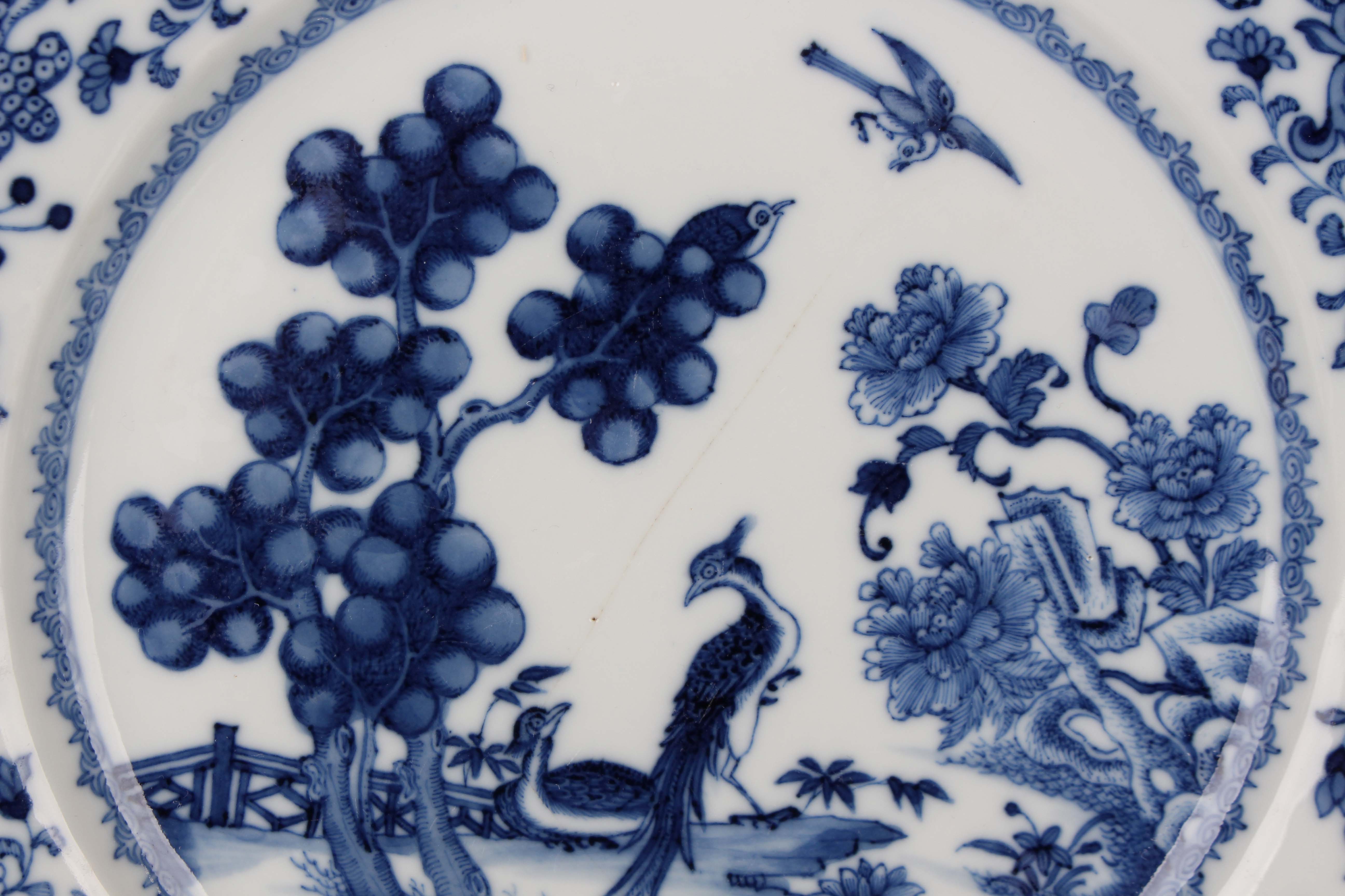 A set of six Chinese blue and white export porcelain plates, late Qianlong period, each painted with - Image 31 of 32